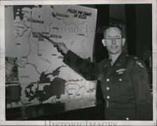 1952 Press Photo Lt Col John M Van Vliet at hearing of war time massacre picture