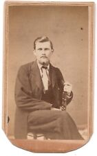 ANTIQUE CDV CIRCA 1860s HOAG HANDSOME BEARDED MAN IN SUIT CINCINNATI OHIO picture
