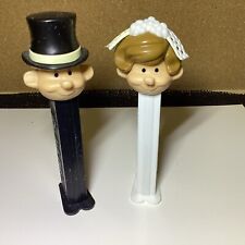 Pez Candy Despensers Brunette Bride And Groom Wedding Favors.  picture