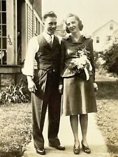 XJ Photograph Handsome Man Pretty Woman Married Couple 1940's Cute Couple picture
