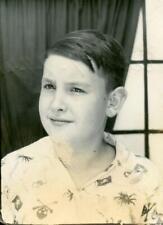 BC102 Vtg Photo BOY IN PIRATE PRINT SHIRT c 1941 picture