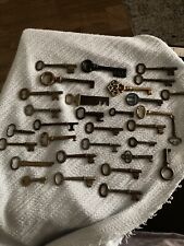 Lot of 30 Rare And vintage skeleton key picture