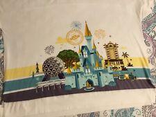 Walt Disney World Parks Icon White Castle Fireworks Short Sleeve Shirt Size 2X picture