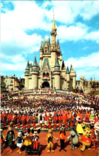 Welcome to Disney World Cinderella's Castle postcard a42 picture