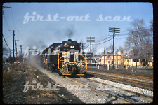 R DUPLICATE SLIDE - New York Central NYC 8257 Commuter Action Dumont NJ 1958 picture