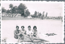 1960s Affectionate Man Trunks Bulge Pretty Women Bikini Beach Gay int Vint Photo picture