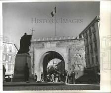 1952 Press Photo Port de France Arab Quarter, Tunisia - ftx01917 picture