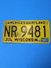 1980 Wisconsin License Plate Classic yellow tag America’s Dairyland  picture