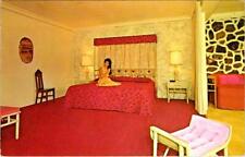 Kauai, HI Hawaii HANALEI PLANTATION HOTEL Pink Room~Pretty Girl VINTAGE Postcard picture