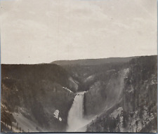 USA, Yellowstone, Canyon Waterfall, Vintage Print, ca.1910 Vintage Print Shooting picture