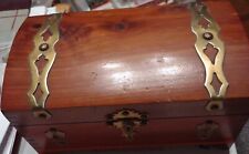 Vintage Cedar Trinket Box ~9