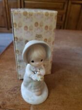 Vintage 1989 Precious Moments Miniature Monthly Figurine - December picture