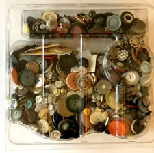 4.3 pounds Antique Vintage Estate Mixed Old Button Lot Collection Hundreds picture