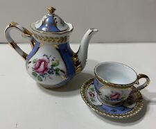 VINTAGE BEAUTIFUL Victoria's Garden Miniature Toy Tea Pot, Cup & Saucer. LOOK picture