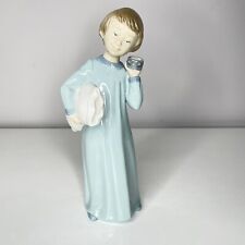 Nao by Lladro figurine, Girl Ready for Bed made in Spain, collectible picture