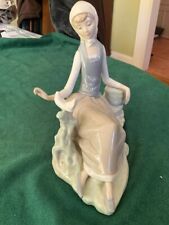 lladro figurine 4660 Shepardess Girl with Dove picture