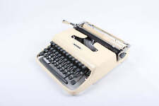 SALE - Olivetti Lettera Pluma 22 Original Rare Cream Colour Typewriter, picture