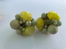 VINTAGE ESTATE GREEN AND YELLOW CLUSTER CLIP ON EARRINGS picture