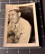 1940s Soldier Man SQUINTY EYES Wink SUNNY Bright Face Antique Snapshot PHOTO picture