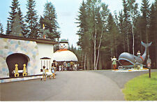 1977 NH Jefferson Santas Village Whale & Fireplace Amusement Park postcard picture