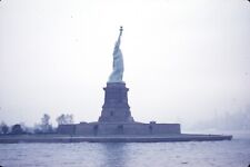 1959 Statue of Liberty New York NY October #3 Vintage 35mm Color Slide picture