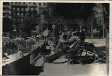 1988 Press Photo The Ramblas, Popular Place to Relax in Barcelona, Spain picture