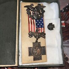 Spanish American War 1898-1902  Veterans Medal & Lapel Pin Lot Estate picture