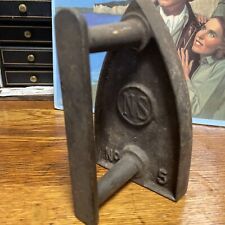 Rare Antique c19th French Sad flat Iron NS No 5 picture