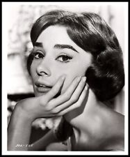Hollywood Beauty Love in the Afternoon 1957 Audrey Hepburn ORIGINAL Photo 704 picture
