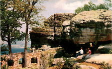 Vintage Postcard: 1,000-Ton Balanced Rock, Rock City, Chattanooga picture