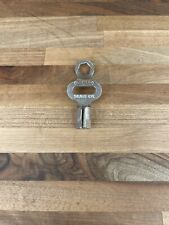 VINTAGE CHICAGO ROLLER SKATE COMPANY COLLECTIBLE KEY picture