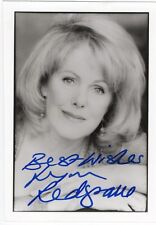 Lynn Redgrave Autographed Press Photo picture