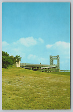Postcard The Sidney Lanier Bridge Brunswick Georgia Unposted picture
