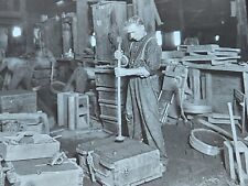 Ramming Mold By Hand Rathbone Sard & Co Albany NY Magic Lantern Glass Slide 1911 picture