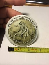 Vintage Button Pin 1975 Hanovia Prospectors Club American Gold Historical Rare picture