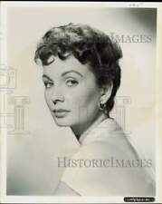 1957 Press Photo Actress Jean Simmons - kfx70553 picture