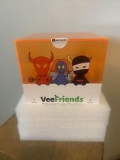 Veefriends Series 2 Rare Orange Box “Debut Edition” Box + Pack art picture