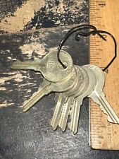 6 Vintage Keys: Independent Lock Company. Fitchburg Massachusetts ￼ picture