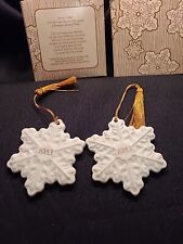 AVON  1983  CHRISTMAS REMEMBRANCE Set Of 2 Snowflakes  picture