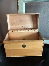 VINTAGE GLOBE WERNICKE WOOD RECIPE INDEX CARD FILE BOX NO. 85-C JUNIOR TRAY CARD picture