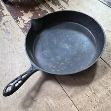 1879 Antique Highland Foundry Co. HF Co. 8 & 9 Fancy Handle Cast Iron Skillet picture