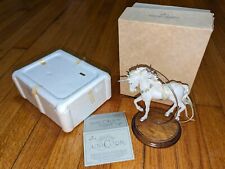 1986 Hallmark MAGICAL UNICORN Keepsake Figurine With Stand- Limited Ed w/Box + picture