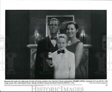 1999 Press Photo The starring cast in a scene from 