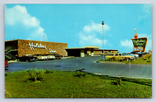 Vintage Postcard Holiday Inn McAllen Texas picture