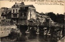 CPA Guise Le Pont e la rue Camille Desmoulins FRANCE (1335354) picture