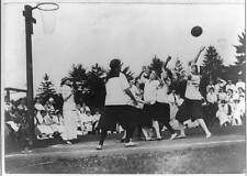 Photo:1913-1914 basketball game, no. 38, Vassar College, May 1913 picture
