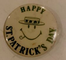 Vintage Happy St Patricks Day 2 1/2 Inch Pinback picture
