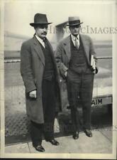 1931 Press Photo Archibald & Kermit Roosevelt at Newark Municipal airport in NJ picture