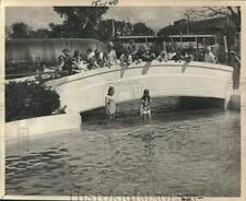 1970 Press Photo New York State Fair Attendees Wading at Creek Bridge picture