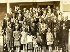 Vi Photograph Large Group Photo Family Reunion Men Women Old Young Kids 1930-40s picture